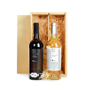 Kerstpakketten voor echte reis fanaten met eten en reisaccessoires